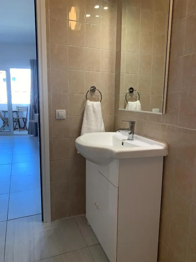 Estudio La Gavota, A 2 Minutos De La Playa Apartment Los Cristianos